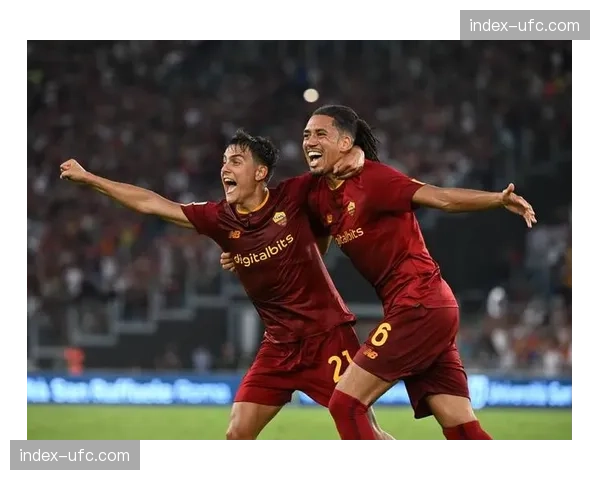 欧战归来，穆里尼奥麾下的罗马全队进行恢复性训练