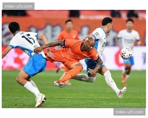 十天三赛的魔鬼赛程：中超球队的体能分配与战术调整